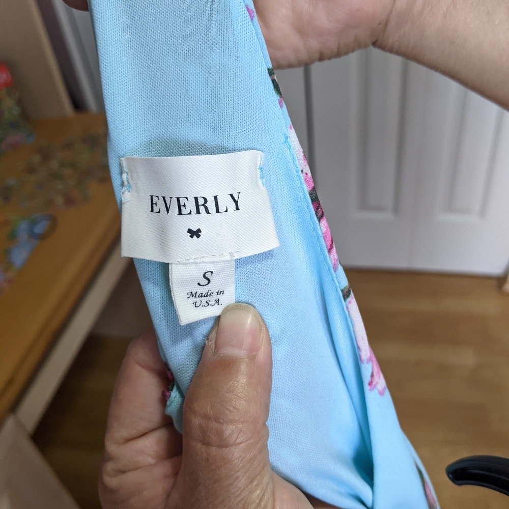 Francesca's floral summer dress - Picture 4 of 4